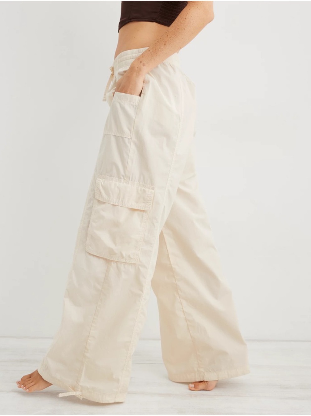 aerie Cream Wide-Leg Cargo Pants with Drawstring Waist - Picture 2 of 16